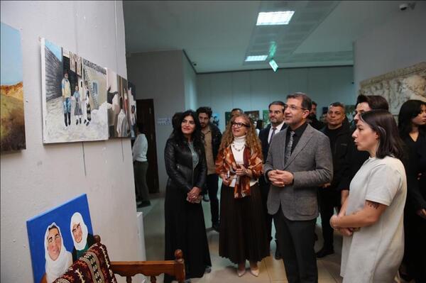 fakultemiz-resim-bolum-baskanligindan-baska-bir-sergi