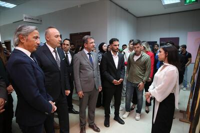 guzel-sanatlar-fakultesi-resim-bolumunden-mezuniyet-sergisi