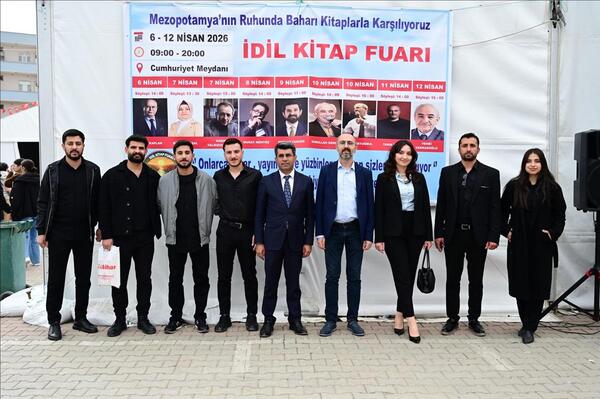 idil-kitap-fuari-nda-muzik-dinletisi-buyuk-ilgi-gordu